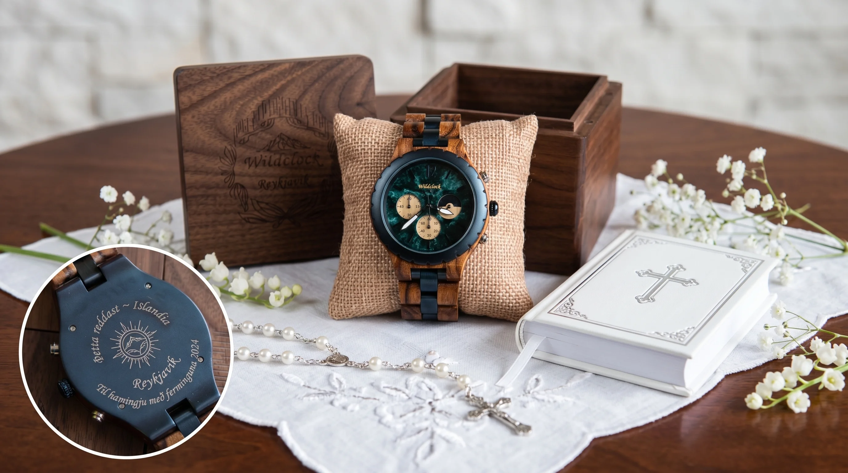 WildClock Reykjavík prezent na komunię — zegarek drewniany z grawerem w szkatułce, różaniec i książeczka komunijna
